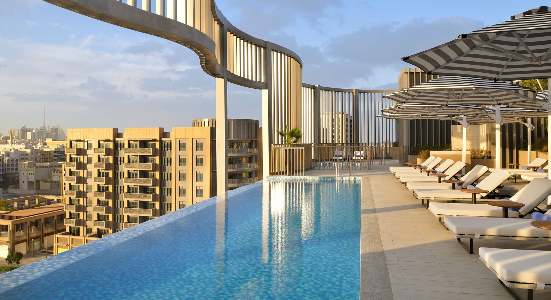 Rooftop infinity Pool